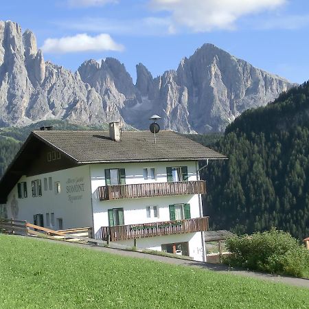 Albergo Somont Ортізеї Екстер'єр фото